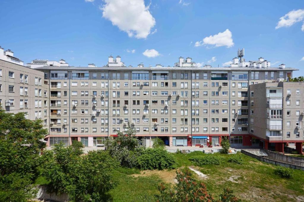 Apartment Madral Загреб Екстер'єр фото