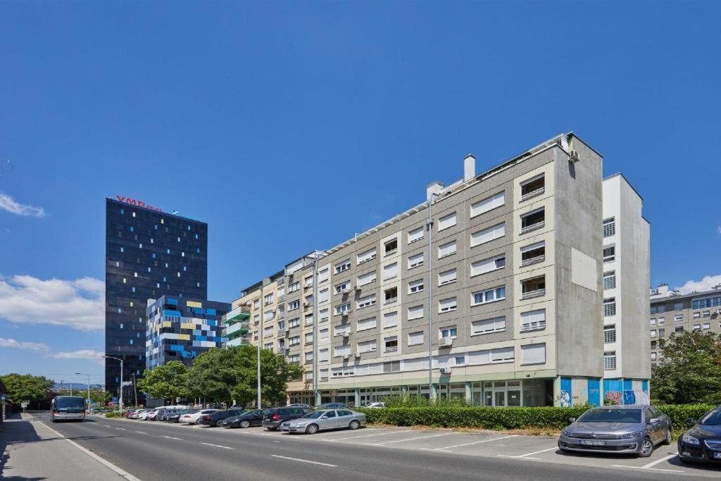 Apartment Madral Загреб Екстер'єр фото