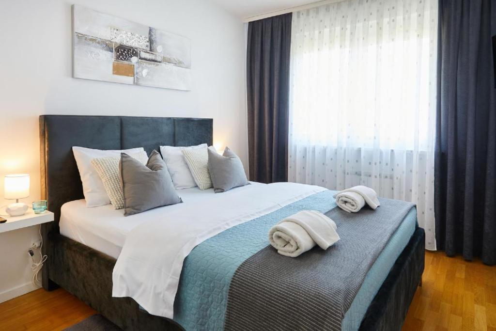 Apartment Madral Загреб Екстер'єр фото