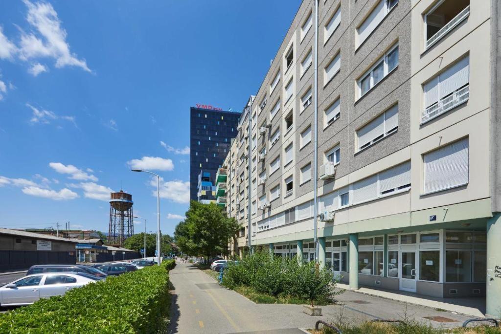 Apartment Madral Загреб Екстер'єр фото
